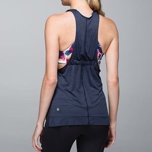 Lululemon Stash It Tank size 6